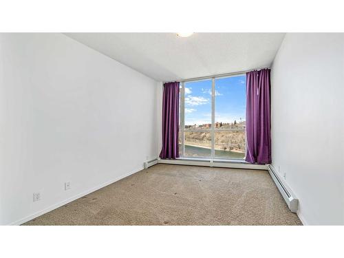 1210-325 3 Street Se, Calgary, AB - Indoor Photo Showing Other Room