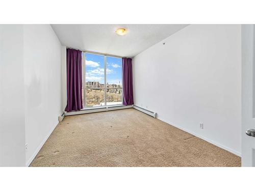 1210-325 3 Street Se, Calgary, AB - Indoor Photo Showing Other Room