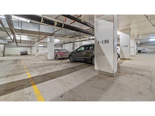 1210-325 3 Street Se, Calgary, AB - Indoor Photo Showing Garage