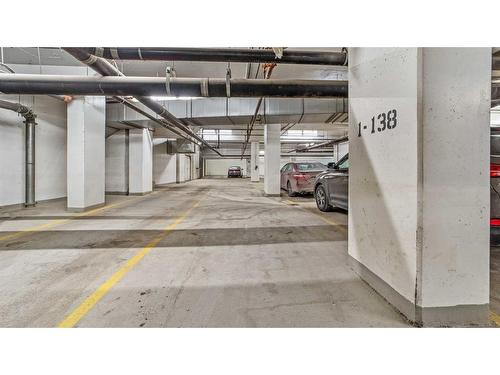 1210-325 3 Street Se, Calgary, AB - Indoor Photo Showing Garage