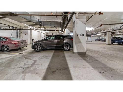 1210-325 3 Street Se, Calgary, AB - Indoor Photo Showing Garage