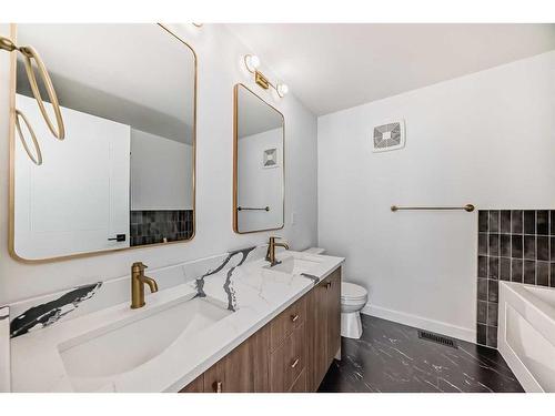 41 Cobbleridge Place, Airdrie, AB - Indoor Photo Showing Bathroom