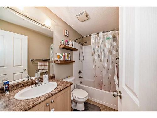 1215-333 Taravista Drive Ne, Calgary, AB - Indoor Photo Showing Bathroom