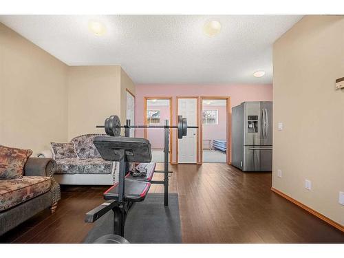 105 Coral Shores Bay Ne, Calgary, AB - Indoor