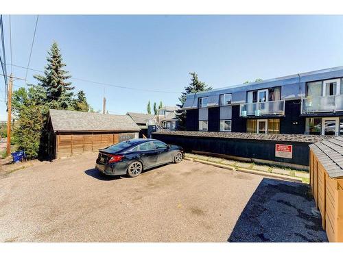 304-2137 16 Street Sw, Calgary, AB - Outdoor