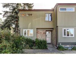 208-4500 39 Street NW Calgary, AB T3A 0M5