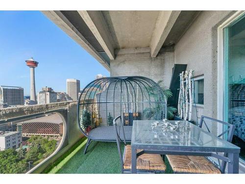 2305-221 6 Avenue Se, Calgary, AB - Outdoor With Balcony With Exterior