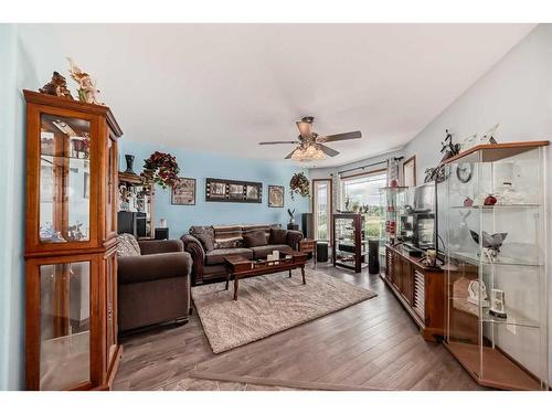 932 Heritage Estates Drive, Acme, AB - Indoor