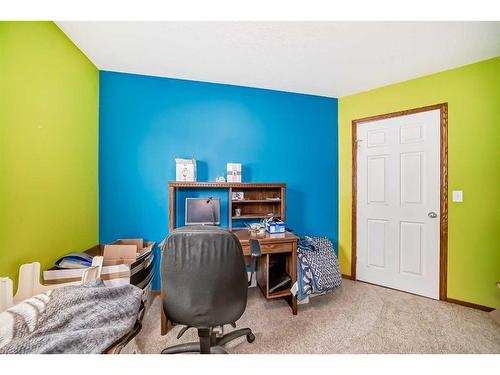 932 Heritage Estates Drive, Acme, AB - Indoor Photo Showing Office