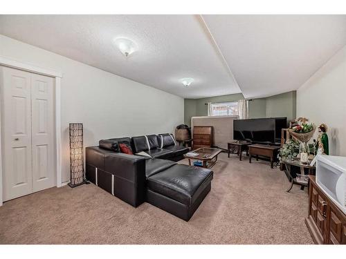 932 Heritage Estates Drive, Acme, AB - Indoor