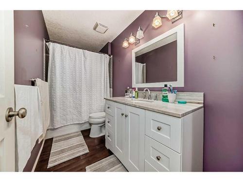 932 Heritage Estates Drive, Acme, AB - Indoor Photo Showing Bathroom