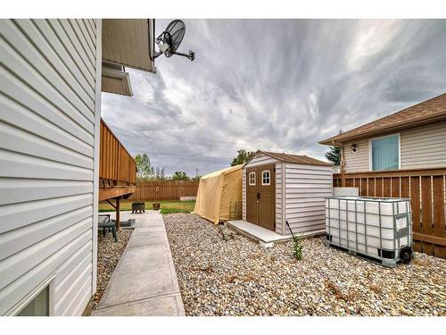 932 Heritage Estates Drive, Acme, AB - Outdoor With Exterior