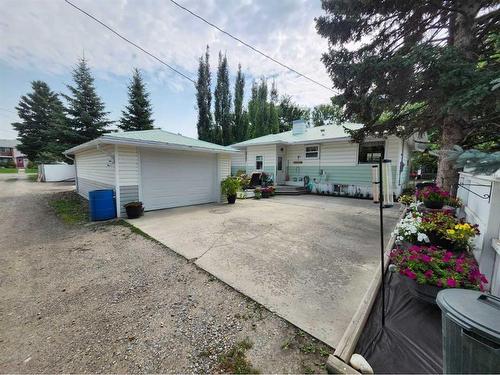 126 4 Avenue Se, High River, AB - Outdoor