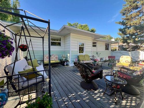 126 4 Avenue Se, High River, AB - Outdoor With Deck Patio Veranda