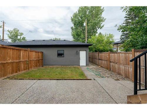 916 22 Avenue Nw, Calgary, AB - Outdoor