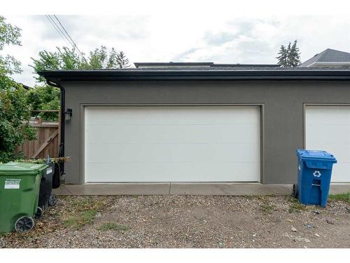 916 22 Avenue Nw, Calgary, AB - Outdoor With Exterior