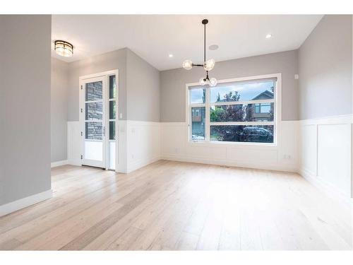 916 22 Avenue Nw, Calgary, AB - Indoor