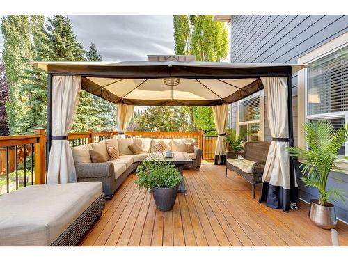 18 Chapman Heath Se, Calgary, AB - Outdoor With Deck Patio Veranda With Exterior