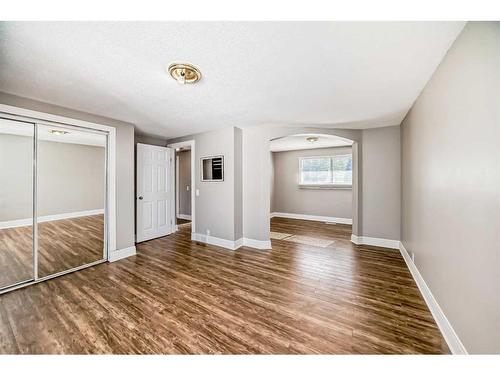 6428 Silver Springs Way Nw, Calgary, AB - Indoor Photo Showing Other Room