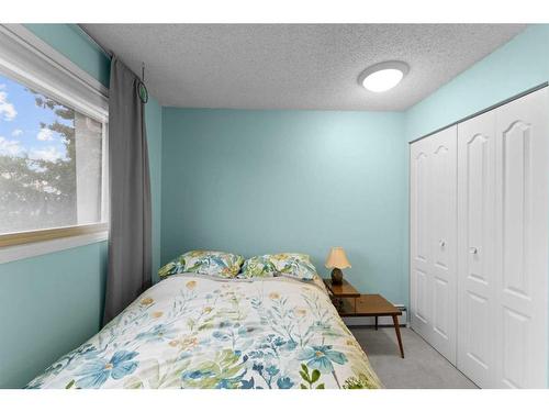 308-2218 30 Street Sw, Calgary, AB - Indoor Photo Showing Bedroom