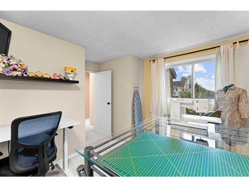 308-2218 30 Street Sw, Calgary, AB - Indoor