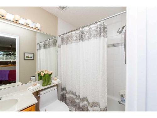 1218 Millview Drive Sw, Calgary, AB - Indoor Photo Showing Bathroom