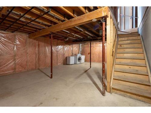 15 Bedford Manor Ne, Calgary, AB - Indoor Photo Showing Basement