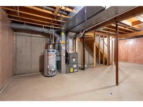 15 Bedford Manor Ne, Calgary, AB - Indoor Photo Showing Basement