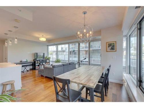 1303-1234 5 Avenue Nw, Calgary, AB - Indoor Photo Showing Dining Room