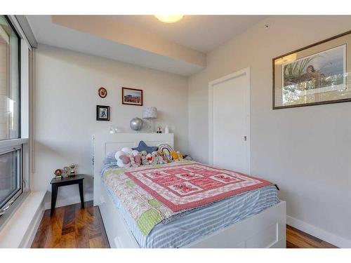 1303-1234 5 Avenue Nw, Calgary, AB - Indoor Photo Showing Bedroom