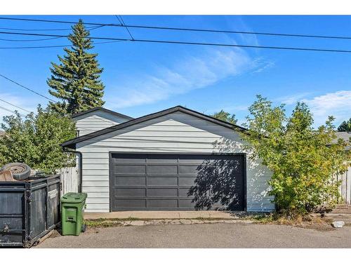 4415 Marlborough Drive Ne, Calgary, AB - Outdoor