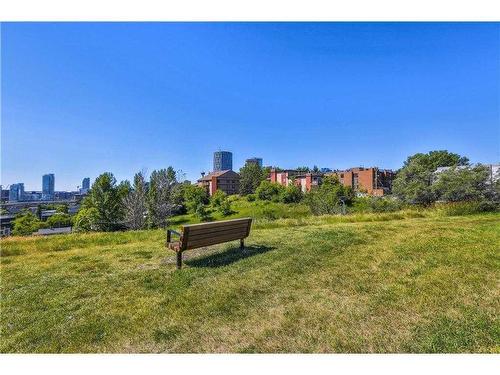 201-707 4 Street Ne, Calgary, AB - Outdoor With View