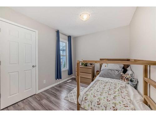 161 Silverado Range View, Calgary, AB - Indoor Photo Showing Bedroom