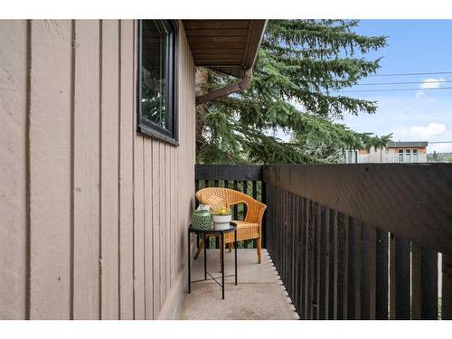 1-1760 8 Avenue Nw, Calgary, AB - Outdoor With Exterior