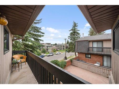 1-1760 8 Avenue Nw, Calgary, AB - Outdoor With Exterior