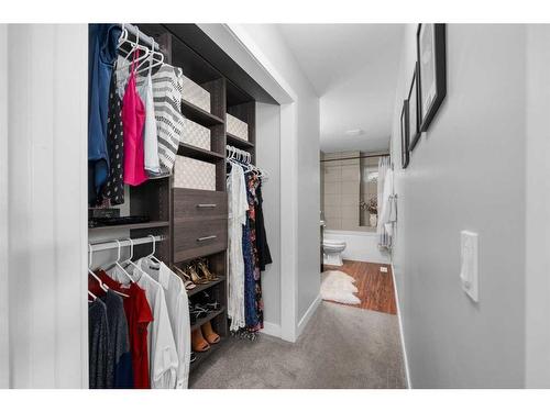 1-1760 8 Avenue Nw, Calgary, AB - Indoor With Storage