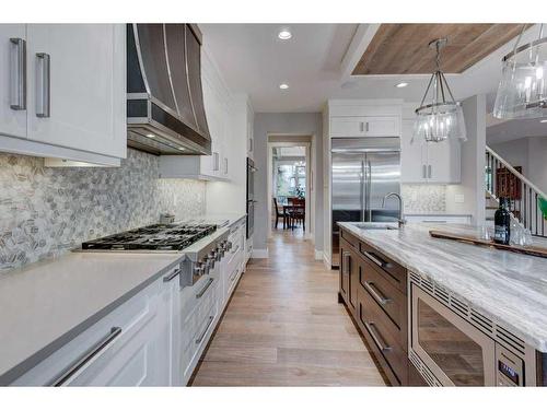 1920 10A Street Sw, Calgary, AB - Indoor Photo Showing Kitchen With Upgraded Kitchen