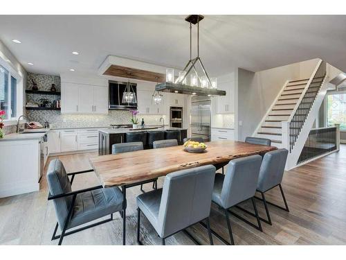 1920 10A Street Sw, Calgary, AB - Indoor Photo Showing Dining Room