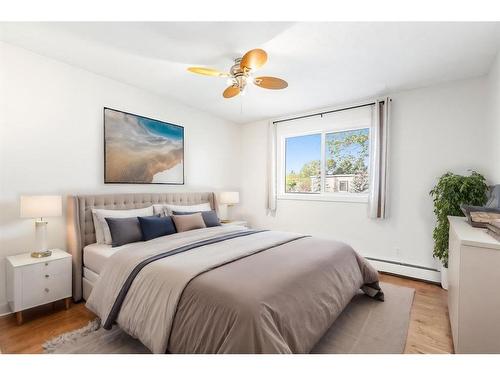 406-635 56 Avenue Sw, Calgary, AB - Indoor Photo Showing Bedroom