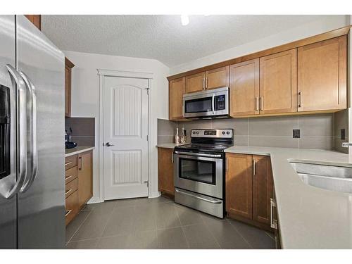 2212-175 Panatella Hill Nw, Calgary, AB - Indoor Photo Showing Kitchen