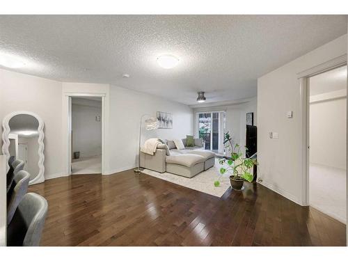 2212-175 Panatella Hill Nw, Calgary, AB - Indoor Photo Showing Other Room