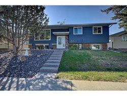 307 Queensland Circle SE Calgary, AB T2J 4E3