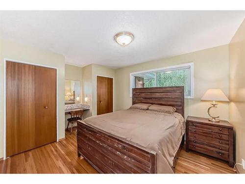 9216 Allison Drive Se, Calgary, AB - Indoor Photo Showing Bedroom