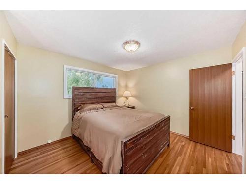 9216 Allison Drive Se, Calgary, AB - Indoor Photo Showing Bedroom