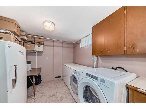 9216 Allison Drive Se, Calgary, AB - Indoor Photo Showing Laundry Room