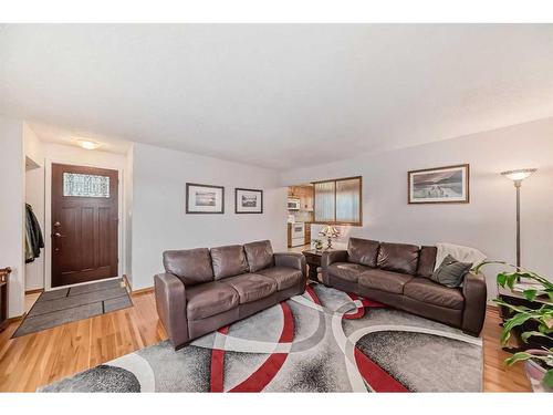 9216 Allison Drive Se, Calgary, AB - Indoor Photo Showing Living Room