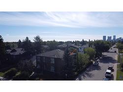 2620 2 Street NW Calgary, AB T2M 2E1