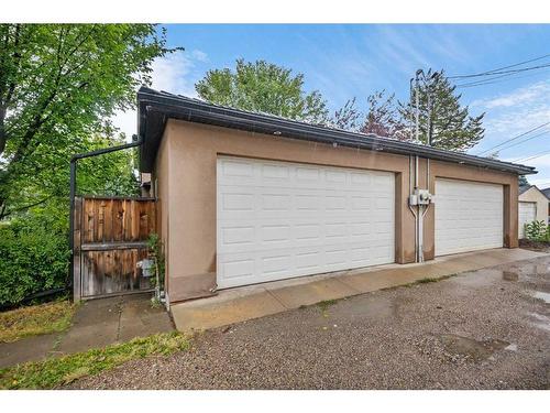 2620 2 Street Nw, Calgary, AB - Outdoor With Exterior