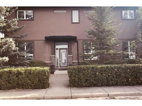 2620 2 Street Nw, Calgary, AB - Outdoor