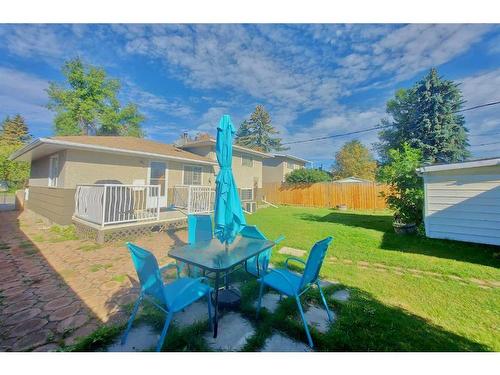 812 47 Street Se, Calgary, AB - Outdoor